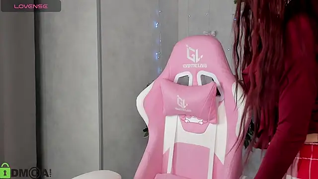 Alicia_Adammss élő XXX-chatje