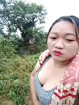 Yong-my élő XXX-chatje