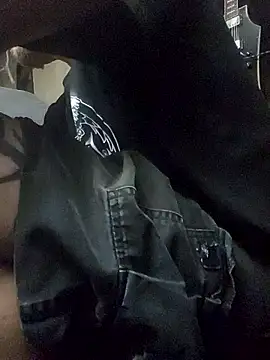 2Hot2gether69: онлайн-секс-чат