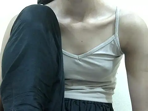 Anu_tiny – Naživo XXX chat