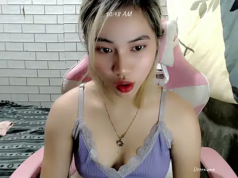 XXX chat uživo modela Rainea149