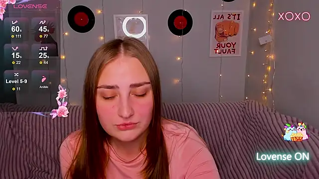 Chat +18 de MilliStrii ao vivo