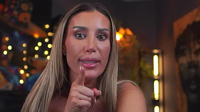 Evelyn_Evyyy's Live XXX Chat