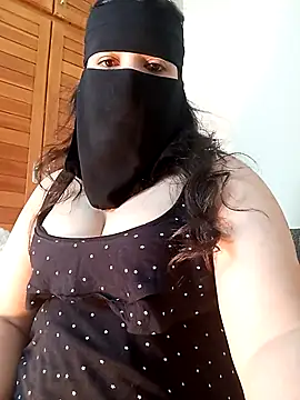 LONA-_- Live XXX Chat