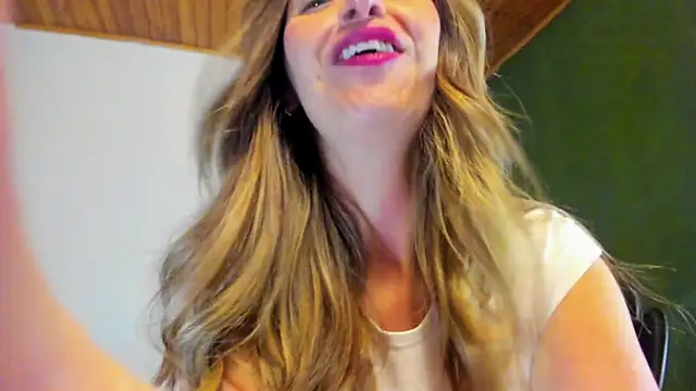 Velourmuse's Live XXX Chat