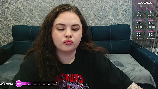 LunaRoub's Live XXX Chat