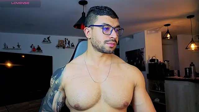 Show modela Michael_Diamond na web-kameri