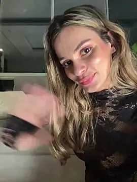 cuteluci_ – Naživo XXX chat