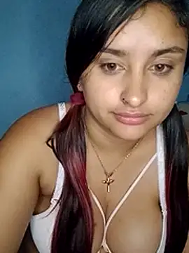 Chat +18 de sariitha_sw ao vivo