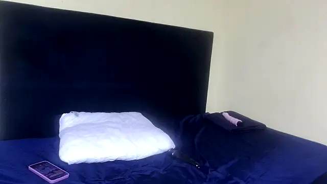 SweetTitties21n Live XXX chat