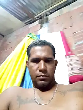 Show modela yanshotQQQQ na web-kameri