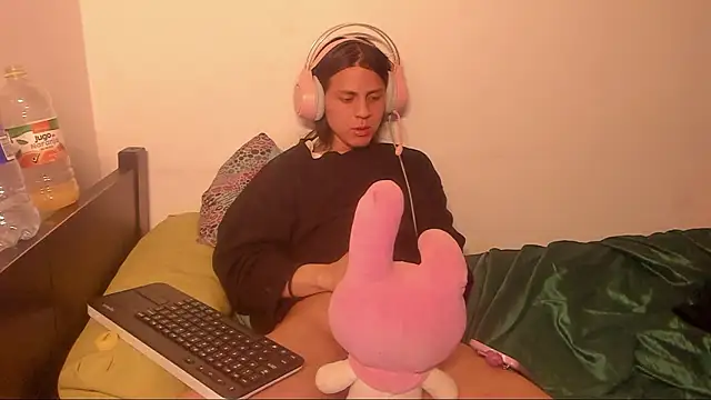 Pokazy przed kamerką – Petite-Goth