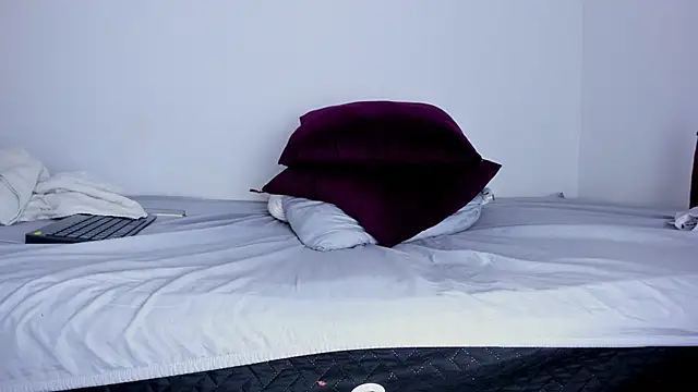 Skarleth69 – Naživo XXX chat