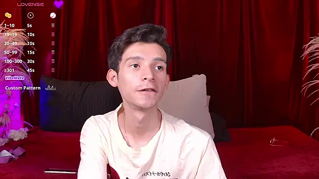 VicenteFerrer's Live XXX Chat