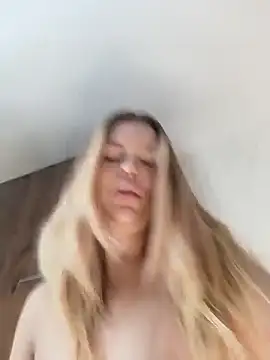 Lovers__Annn's Live XXX Chat