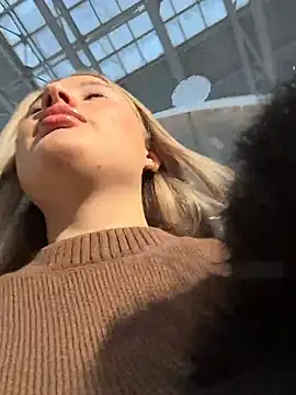 VineraSweet's Live XXX Chat