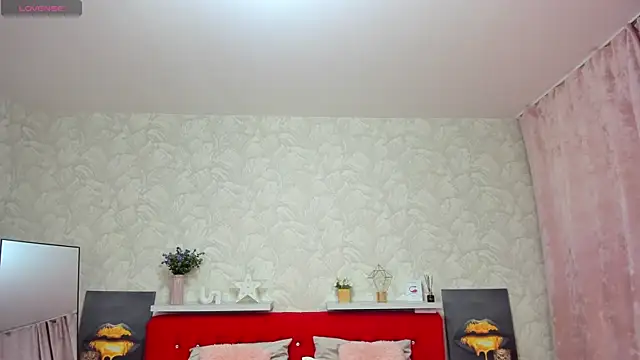 KattyPeachX – Naživo XXX chat