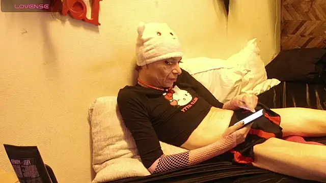 Sletjeray@xh Webcam show