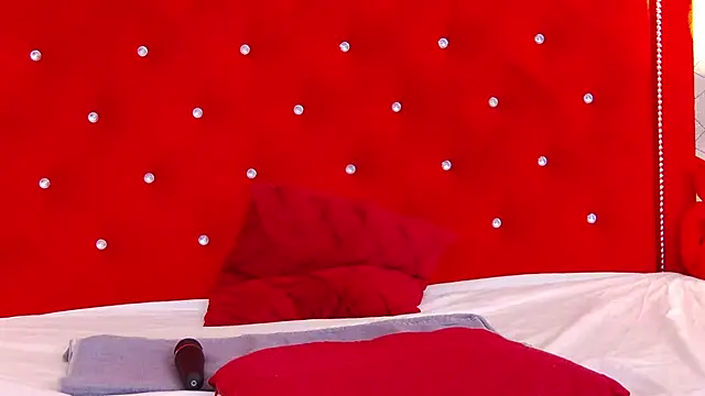 Ellsa_Jean_'s Live XXX Chat