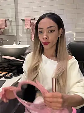 แชท XXX สดของ Sara____Sao