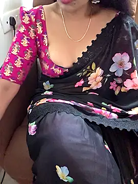 Roja-Telugu777's Live XXX Chat