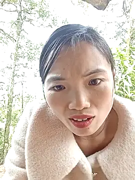 ngan-cute Chat XXX live