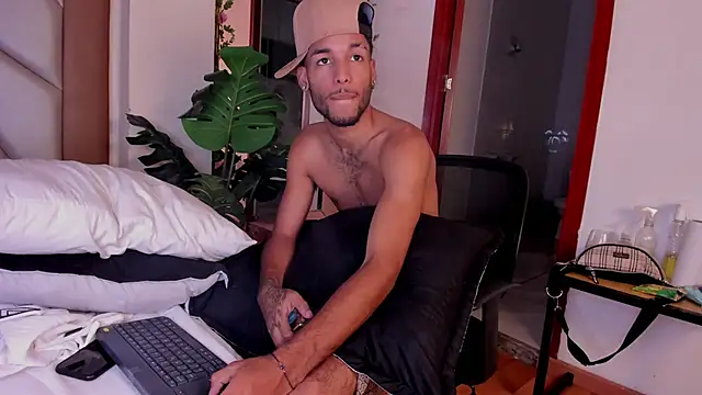 Chat +18 de Thiagoferreti ao vivo