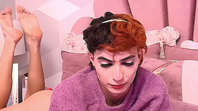 Chat +18 de KylieMonnett ao vivo