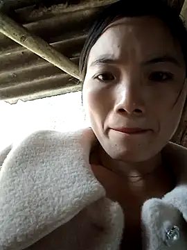 ngan-cuten Live XXX chat