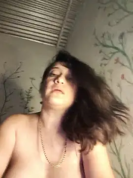 valery506 Adlı Modelin Canlı XXX Sohbeti