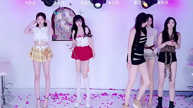 XK-2005's Live XXX Chat