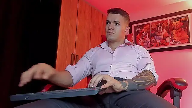 Webkamerová show ALPHA_DOMINUS_