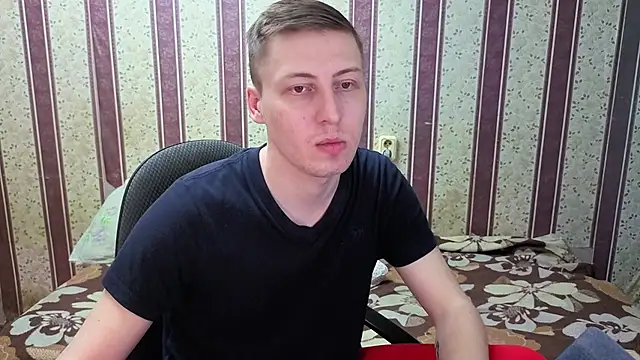 darienlarge: онлайн-секс-чат