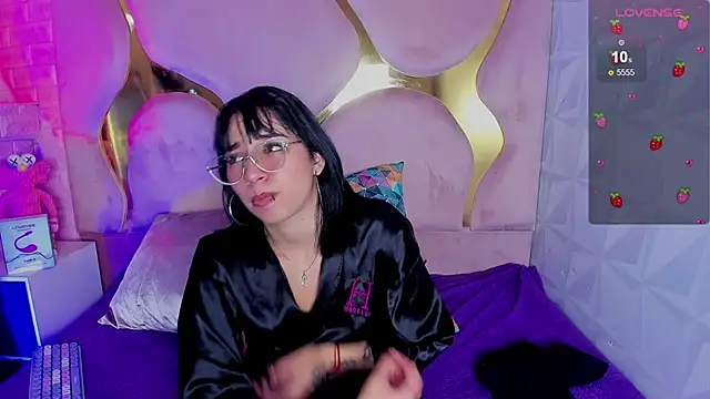 Živý XXX chat NaniiSisy