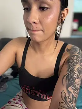 دردشة Isabella-Teen الجنسية المباشرة