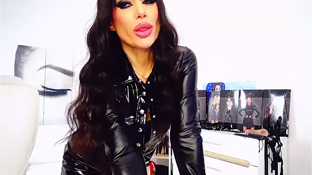 Chatroom XXX en direct de sherlisvonmoon