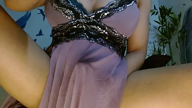 Chat +18 de 10inchBigCUMSHOT ao vivo