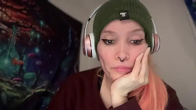 Chatroom XXX en direct de FRRANNKIE