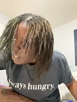 IntrovertedUnicorn Live XXX Chat