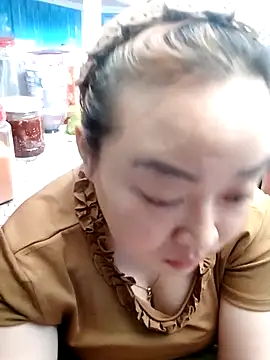 دردشة VyOanh2K الجنسية المباشرة