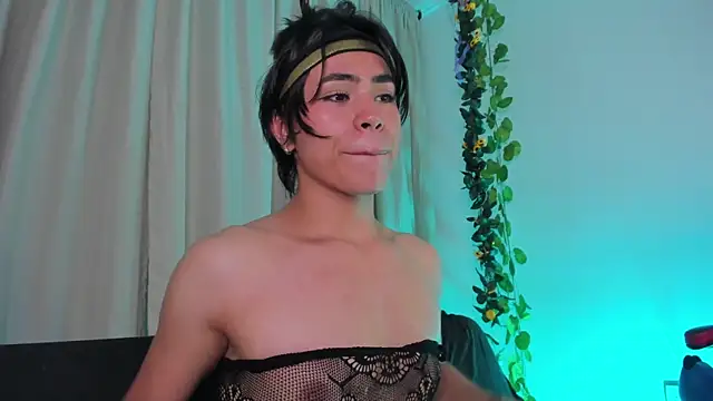 Michell_pineda Chat XXX in diretta