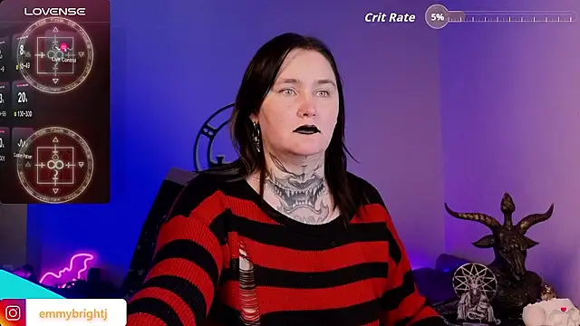 Chatroom XXX en direct de Emmybrightj_