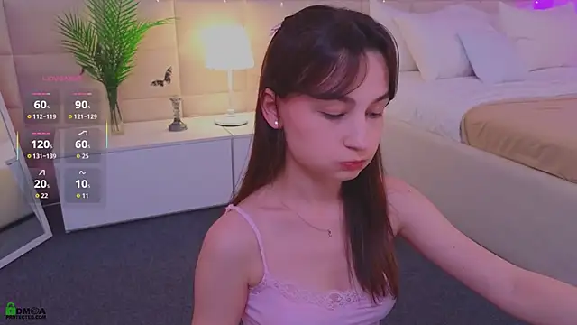 LolaPrise's Live XXX Chat