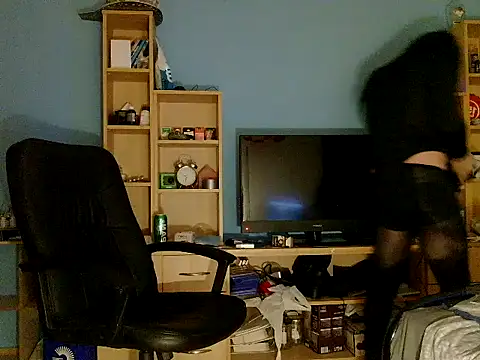 NylonBoundのライブXXXチャット