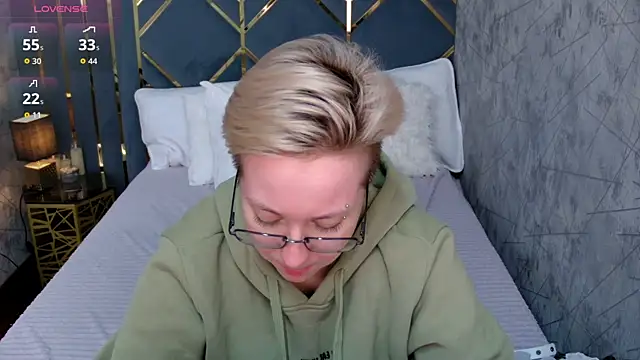 AlexandraGreen live XXX chat