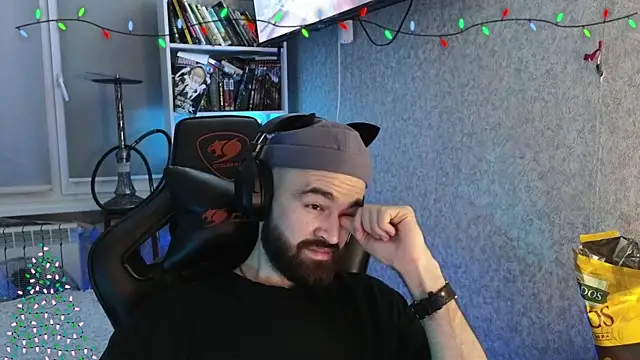 Nik_Namee Show in webcam