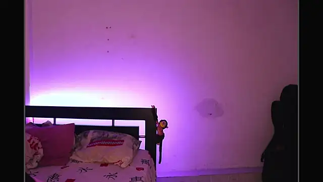 Chatroom XXX en direct de AnyRUSSO