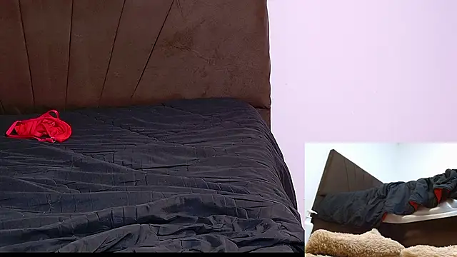 Chatroom XXX en direct de pink_tentation