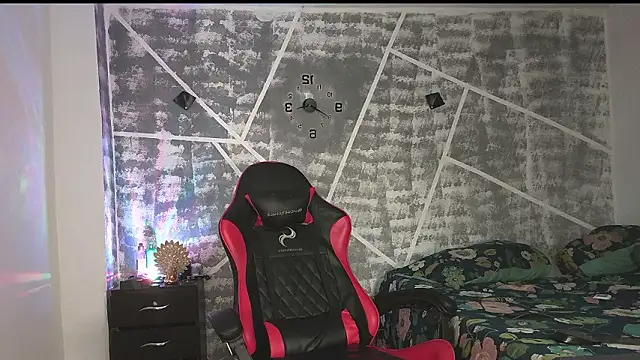 leonidas_18k Live XXX Chat