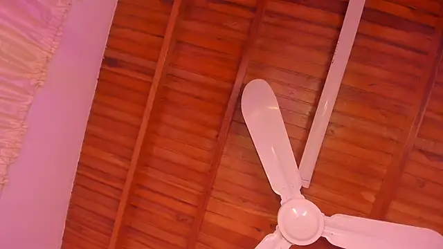 Gabby_Haze: онлайн-секс-чат